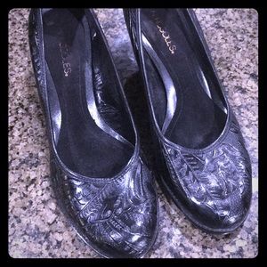 Black embossed leather heels